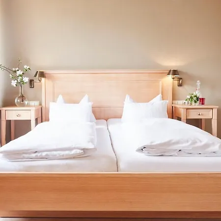 Restaurant Zur Sonne Szálloda Sankt Peter