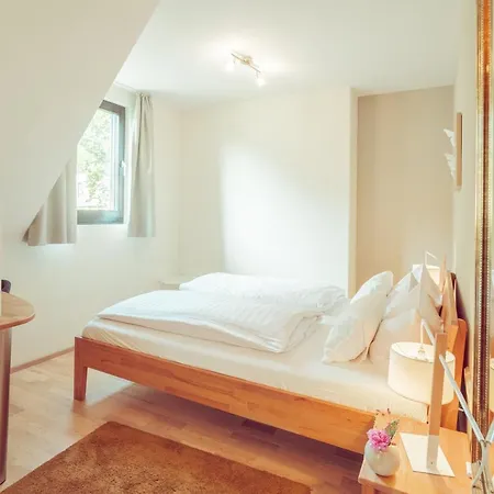 Restaurant Zur Sonne 4*