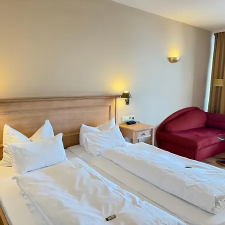 Restaurant Zur Sonne Szálloda 4*